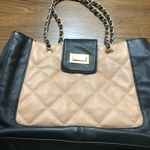 🌸May Blowout Sale🌸Black and nude shoulder bag